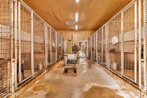 Entry Way - 21129 S Fork Rd, Saucier, MS 39574 photo 6 of 6