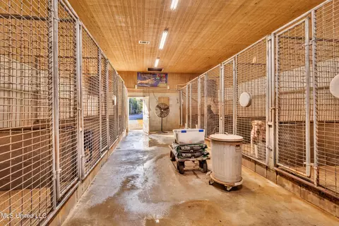 Entry Way - 21129 S Fork Rd, Saucier, MS 39574 photo 5 of 6
