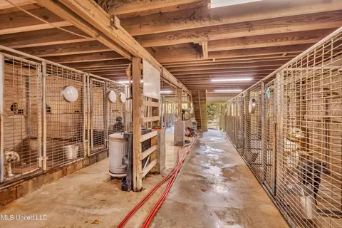 Entry Way - 21129 S Fork Rd, Saucier, MS 39574 photo 4 of 6
