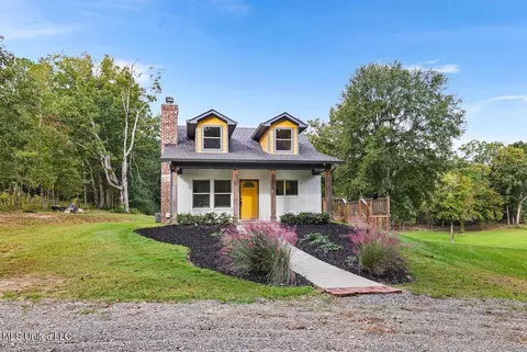 220 Bettie A Jamison Rd, Clinton, MS 39056