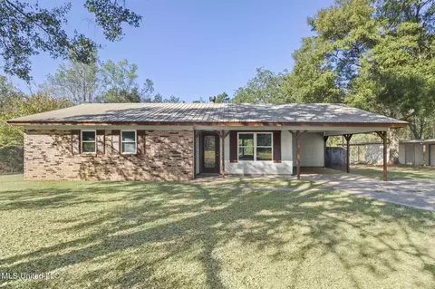 1305 W Mchenry Rd, Mchenry, MS 39561
