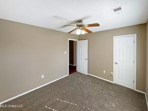 6290 E Oak Run Dr, Olive Branch, MS 38654 photo 19