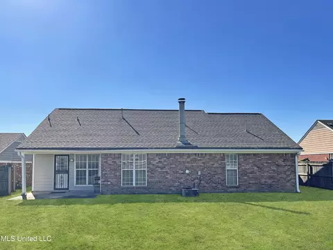 6290 E Oak Run Dr, Olive Branch, MS 38654 photo 22