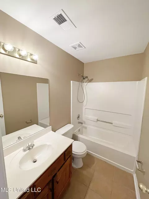 6290 E Oak Run Dr, Olive Branch, MS 38654 photo 20