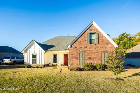 624 S Bending Oak, Hernando, MS 38632