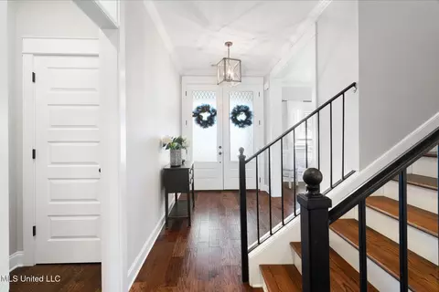 Entry Way - 681 Pond View Cir, Hernando, MS 38632 photo 1 of 4