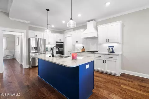 Kitchen - 681 Pond View Cir, Hernando, MS 38632 photo 1 of 1