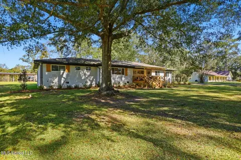 Exterior - 2701 Highway 80, Brandon, MS 39042 photo 2 of 9