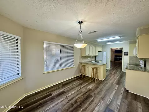 Dining - 351 E Cascades Cir, Clinton, MS 39056 photo 1 of 2