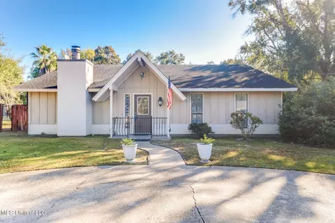 12430 Simpson Rd, Gulfport, MS 39503