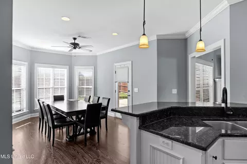 Dining - 100 Coldwater Cir, Clinton, MS 39056 photo 1 of 2