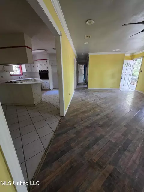 Entry Way - 619 Highway 29, Wiggins, MS 39577 photo 1 of 1