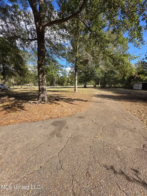 Exterior - 619 Highway 29, Wiggins, MS 39577 photo 4 of 4