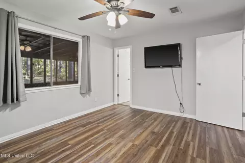110 Pine Hill Cir, Florence, MS 39073 photo 17