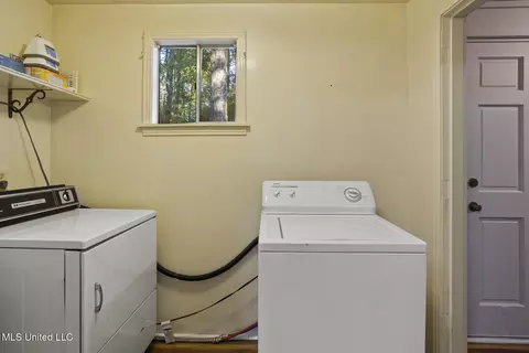 110 Pine Hill Cir, Florence, MS 39073 photo 21