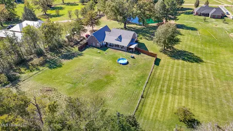1230 Misty Ln, Terry, MS 39170 photo 4