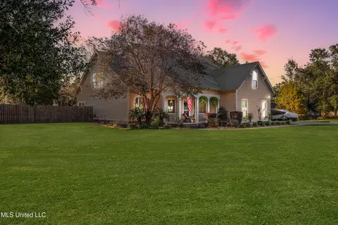 18079 Pecan Ct, Saucier, MS 39574