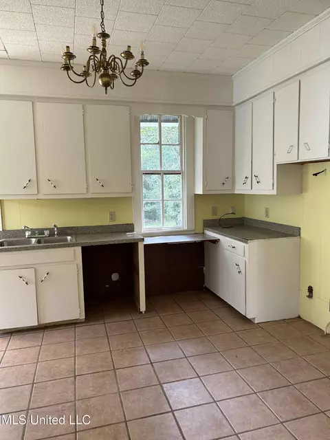 Kitchen - 341 W Congress St, Brookhaven, MS 39601 photo 1 of 2
