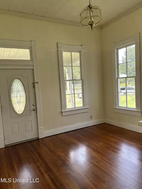 Other - 341 W Congress St, Brookhaven, MS 39601 photo 1 of 5