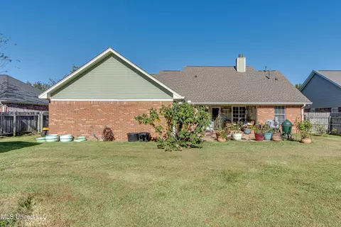 Exterior - 2004 Bayberry Dr, Flowood, MS 39232 photo 9 of 10