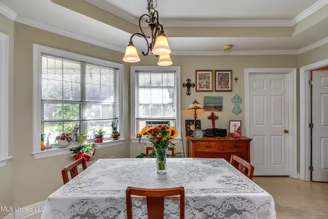 Dining - 2004 Bayberry Dr, Flowood, MS 39232 photo 6 of 6