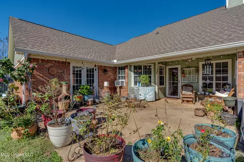 Exterior - 2004 Bayberry Dr, Flowood, MS 39232 photo 7 of 10