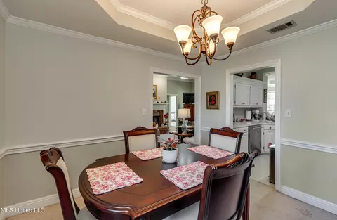 Dining - 2004 Bayberry Dr, Flowood, MS 39232 photo 3 of 6