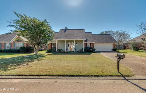 2004 Bayberry Dr, Flowood, MS 39232