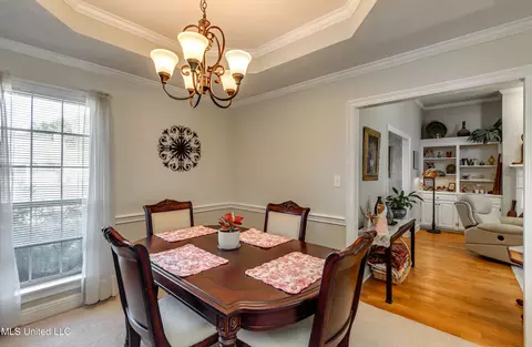 Dining - 2004 Bayberry Dr, Flowood, MS 39232 photo 4 of 6