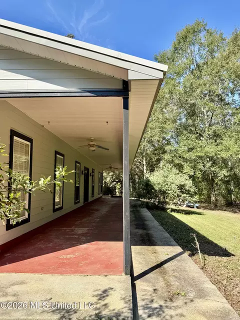 Exterior - 131 Monk Mitchell Rd, Picayune, MS 39466 photo 1 of 3