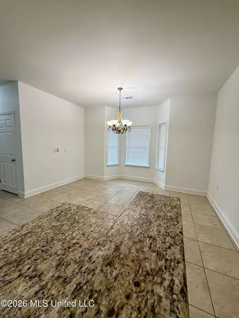 Dining - 131 Monk Mitchell Rd, Picayune, MS 39466 photo 2 of 2