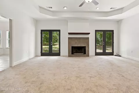 Living - 131 Monk Mitchell Rd, Picayune, MS 39466 photo 1 of 3