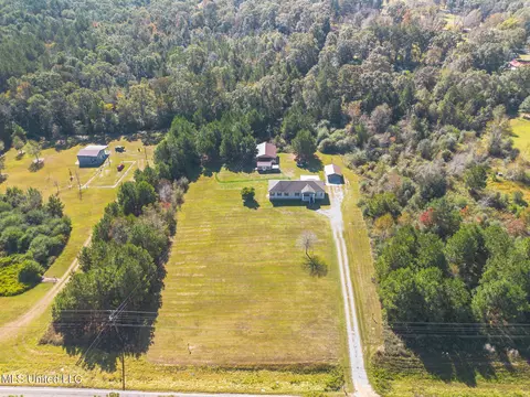 3144 Highway 26, Wiggins, MS 39577 photo 4