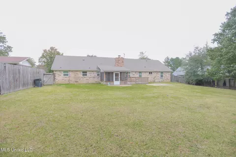 Exterior - 103 Hannah Dr, Clinton, MS 39056 photo 4 of 13