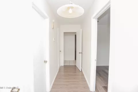 Entry Way - 103 Hannah Dr, Clinton, MS 39056 photo 3 of 3