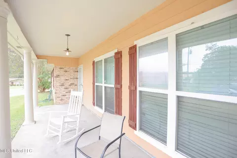 Exterior - 103 Hannah Dr, Clinton, MS 39056 photo 2 of 13