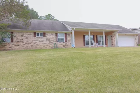 Exterior - 103 Hannah Dr, Clinton, MS 39056 photo 3 of 13