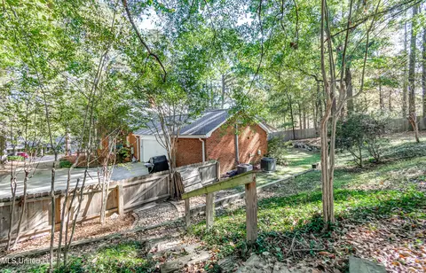 Exterior - 539 Dixton Dr, Brandon, MS 39047 photo 16 of 22