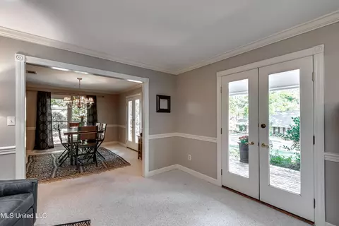 Entry Way - 539 Dixton Dr, Brandon, MS 39047 photo 2 of 5