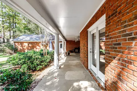 Exterior - 539 Dixton Dr, Brandon, MS 39047 photo 14 of 22