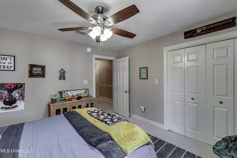 Bedroom - 539 Dixton Dr, Brandon, MS 39047 photo 11 of 11