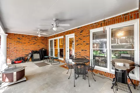 Exterior - 539 Dixton Dr, Brandon, MS 39047 photo 12 of 22