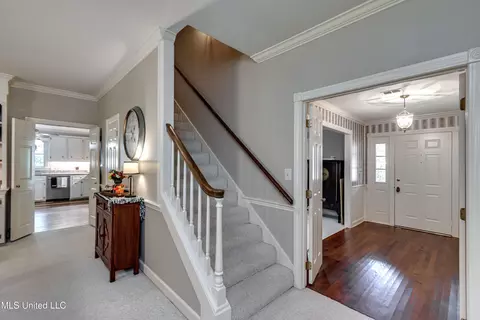 Entry Way - 539 Dixton Dr, Brandon, MS 39047 photo 5 of 5