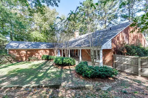 Exterior - 539 Dixton Dr, Brandon, MS 39047 photo 15 of 22