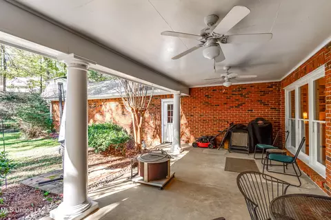 Exterior - 539 Dixton Dr, Brandon, MS 39047 photo 13 of 22