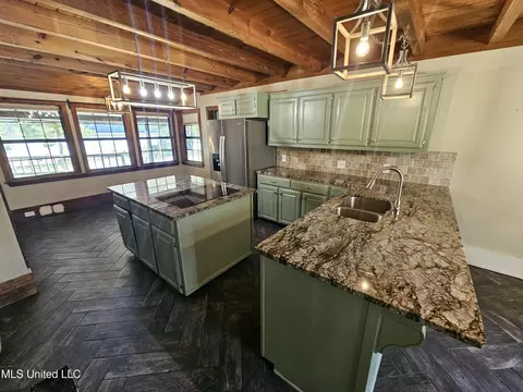 Kitchen - 4352 Pine Lake Dr, Terry, MS 39170 photo 3 of 5
