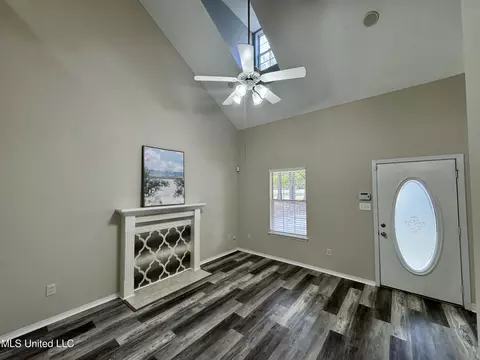 992 Hamakua Ct, Diamondhead, MS 39525 photo 3