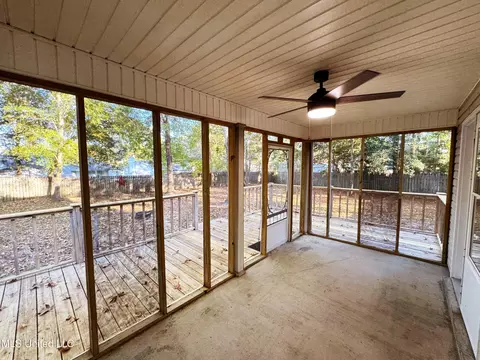 992 Hamakua Ct, Diamondhead, MS 39525 photo 25