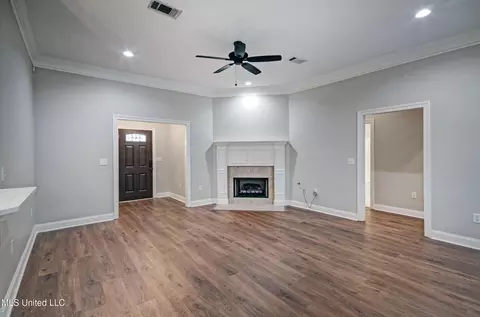 301 Old Town Cir, Brandon, MS 39042 photo 2