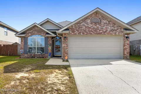 17355 Palm Ridge Dr, Biloxi, MS 39532